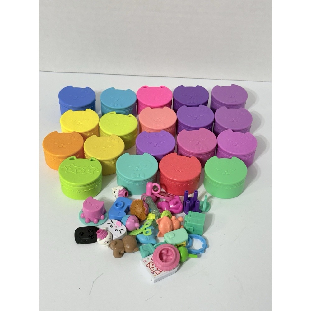 Gabby's Purrfect Dollhouse Playset Replacement Gift Delivery Round Box Lot of 19